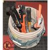 Image 1 : PAIL WITH TOOL HOLDER & TOOLS