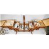 Image 1 : VINTAGE ACCORDIAN SEWING BOX
