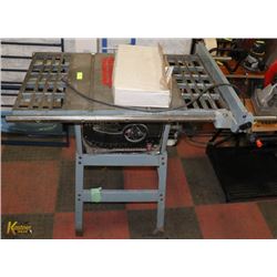 DELTA TABLE SAW