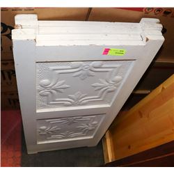 PAIR OF WHITE FOLDING MINI DIVIDERS