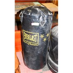 EVERLAST PUNCHING BAG ON CHOICE