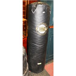EVERLAST PUNCHING BAG ON CHOICE