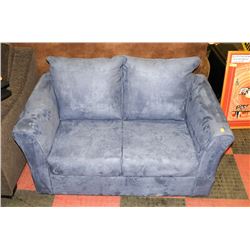 BLUE FABRIC 53" LOVESEAT