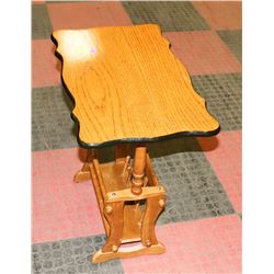 WOOD MAGAZINE RACK END TABLE