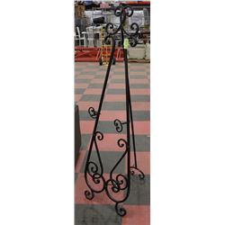 WROUGHT IRON EASEL
