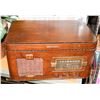 Image 1 : 1940S MARCONI ANTIQUE RADIO & TURN TABLE (POWERS