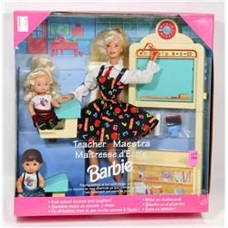 TEACHER MAESTRA BARBIE COLLECTION