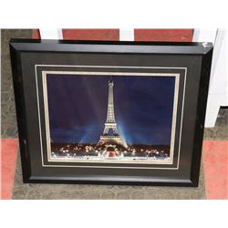 EIFFEL TOWER PICTURE