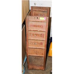 PAIR OF STEEL LOADING RAMPS