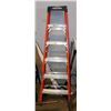 Image 1 : FIBREGLASS 6FT STEP LADDER.