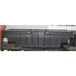 TRUCK BED/SIDE BY SIDE TOOL BOX WITH SLIDING  TRAY
