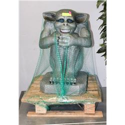 ORNAMENTAL GARGOYLE 24" HIGH, 12" X 12" BASE
