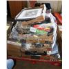 Image 1 : PALLET OF UNCLAIMED MERCHANDISE