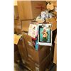 Image 1 : PALLET OF ASSORTED HALLOWEEN COSTUMES AND