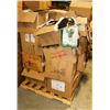 Image 1 : PALLET OF ASSORTED HALLOWEEN COSTUMES AND