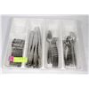 Image 1 : HARD TRAY WITH 67-PC FLATWARE SET -