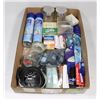Image 1 : BOX W/LOTS OF NEW PRODUCTS INCL. CARPET
