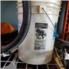 Image 2 : SUMP PUMP IN PAIL W/ HOSE