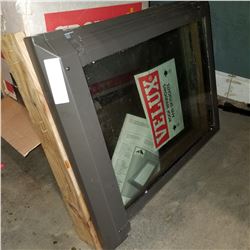 VELUX SKYLIGHT APPROX 28 x 22"