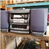 Image 1 : BOOKSHELF STEREO