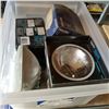Image 1 : TOTE OF HALOGEN HEAD LIGHTS
