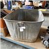 Image 2 : ORIGINAL BEATTY GALVANIZED WASHTUB