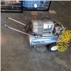 Image 1 : CAMPBELL HAUSFIELD 3/4HP ELECTRIC AIR COMPRESSOR