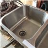 Image 3 : STAINLESS DOUBLE SINK