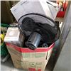 Image 3 : LARGE BOX OF FANS