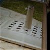 Image 2 : NEW HAMPTON BAY SANDSTONE CAST IRON UMBRELLA BASE
