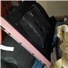 Image 3 : CRATE OF TIE DOWN STRAPS AND 3 FOLDING SAWHORSES