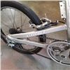 Image 3 : GIANT HALFWAY FOLDING BIKE