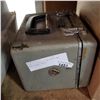 Image 2 : BOX OF HYRAULIC SWITCHES AND RESISTANCE METER