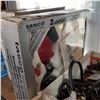 Image 2 : LOT OF TASCO MICROSCOPE AND HAMILTON BEACH KETTLE
