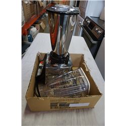 VINTAGE OSTERIZER BLENDER