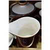 Image 2 : POOLE ENGLISH TABLE WARE