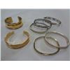Image 2 : TRAY OF GOLD TONE JEWELLERY INCLUDING MICHAEL KORS NECKLACE - BROKEN CLASP, AND LADIES BANGLES