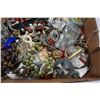 Image 2 : TRAY OF COSTUME JEWELLERY