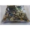 Image 2 : LARGE BAG OF JEWELLERY