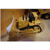 Image 3 : LOT OF 2 CATTERPILLAR DOZER AND DUMP TRUCK DIE CAST MODELS