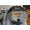 Image 2 : IROBOT ROOMBA W/ CHARGER CORD AND SENSORS