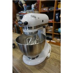 KITCHEN AID CLASSIC STAND MIXER