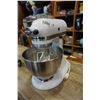 Image 1 : KITCHEN AID CLASSIC STAND MIXER