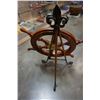 Image 2 : BOAT WHEEL AND EASLE