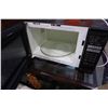 Image 3 : BLACK PANASONIC INVERTER MICROWAVE