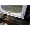 Image 4 : BLACK GOLD STAR MICROWAVE