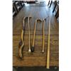 Image 1 : LOT OF CRANES AND STICKS