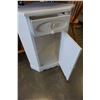 Image 2 : VINTAGE WHITE PAINTED CORNER CABINET
