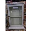 Image 1 : SMALL WHITE DISPLAY CASE