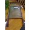 Image 1 : THE CASPER VANCOUVER GLASS WASHBOARD